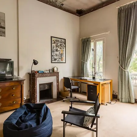 Veeve - Charming Townhouse Near Parc Montsouris Casa vacanze Parigi