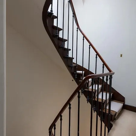 Veeve - Charming Townhouse Near Parc Montsouris Casa vacanze *
